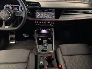Audi A3 Sportback TFSI 110 kW S line Attraction S tronic