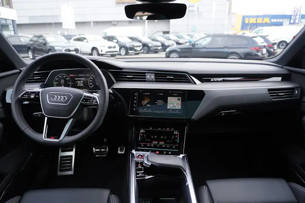 Audi SQ8 e-tron quattro