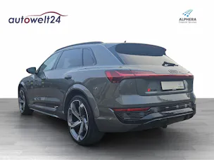 Audi SQ8 e-tron quattro