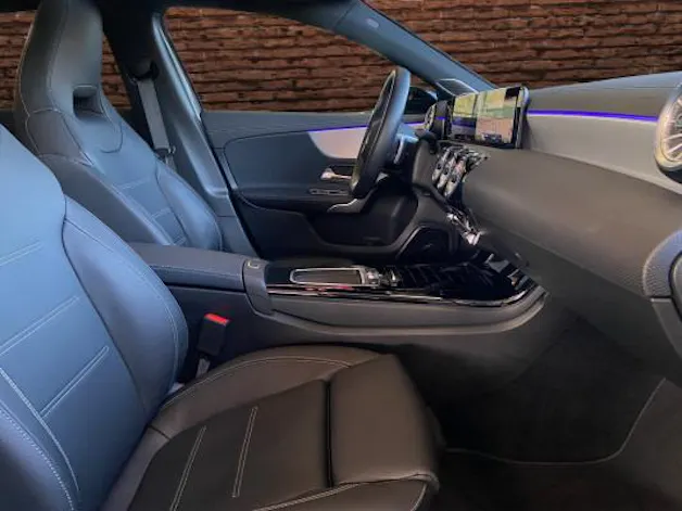 Mercedes-Benz A 220 4Matic 8G-DCT