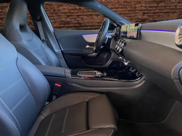 Mercedes-Benz A 220 4Matic 8G-DCT