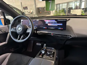 BMW iX xDrive60
