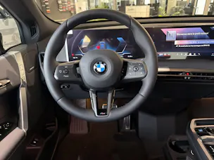 BMW iX xDrive60