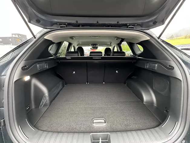 Hyundai Tucson 1.6 TGDI HEV Amplia 4WD MT