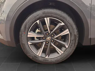 Toyota C-HR 2.0 PHEV Swiss Edition