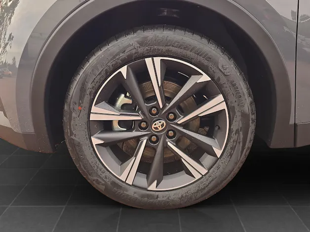 Toyota C-HR 2.0 PHEV Swiss Edition