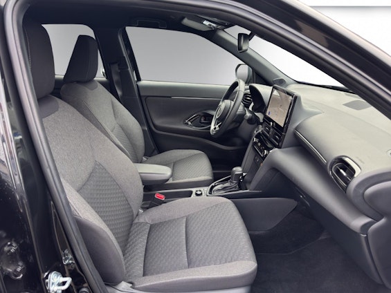 Vehicle image 14 Vehicle image 14