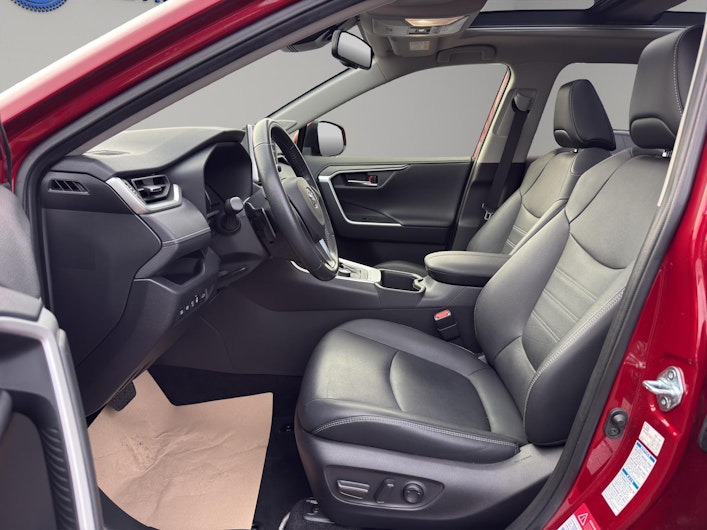 Vehicle image TOYOTA RAV-4