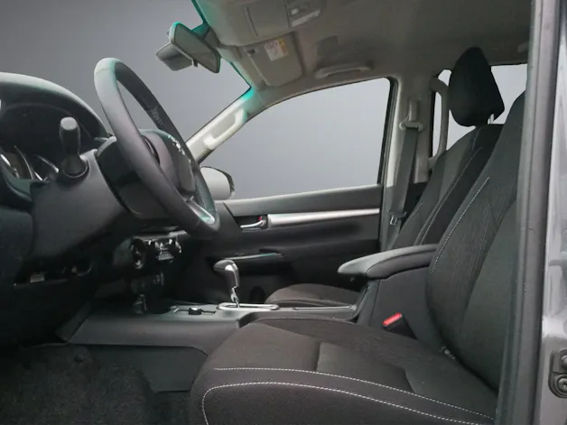 Toyota Hilux Double Cab.-Pick-up 2.8 D-4D 204 Style