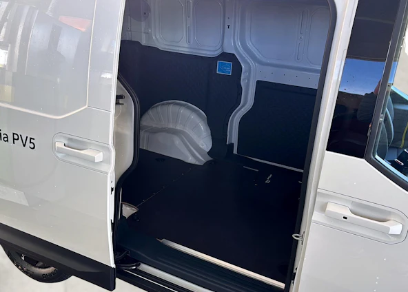 immagine del veicolo 7 immagine del veicolo 7