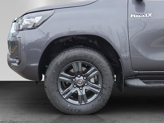 Vehicle image 8 Vehicle image 8