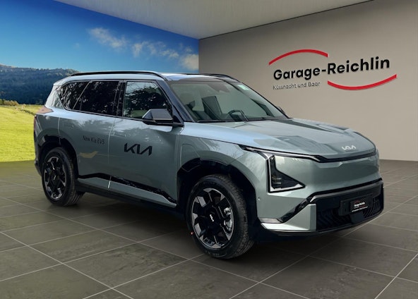 Vehicle image 6 Vehicle image 6