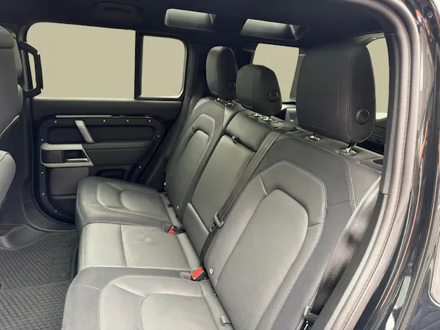 Land Rover Defender 110 2.0 P400e X-Dynamic SE