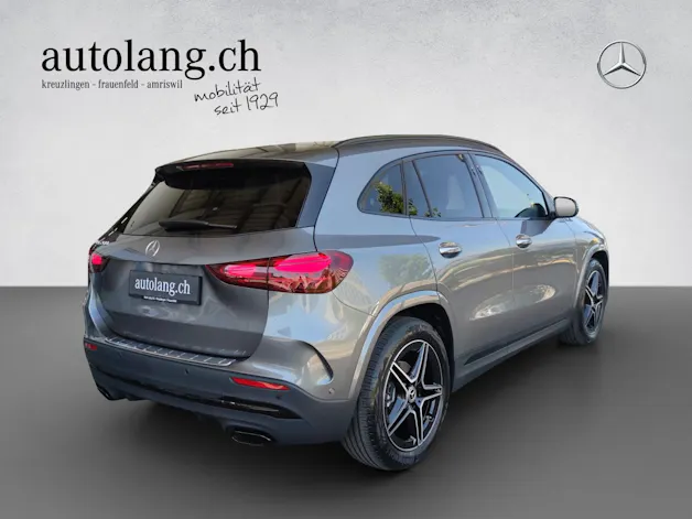 Mercedes-Benz GLA 200 AMG Line Night Star