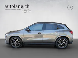 Mercedes-Benz GLA 200 AMG Line Night Star