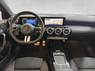 Mercedes-Benz A 200 AMG Line Night Star
