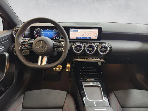 Mercedes-Benz A 200 AMG Line Night Star