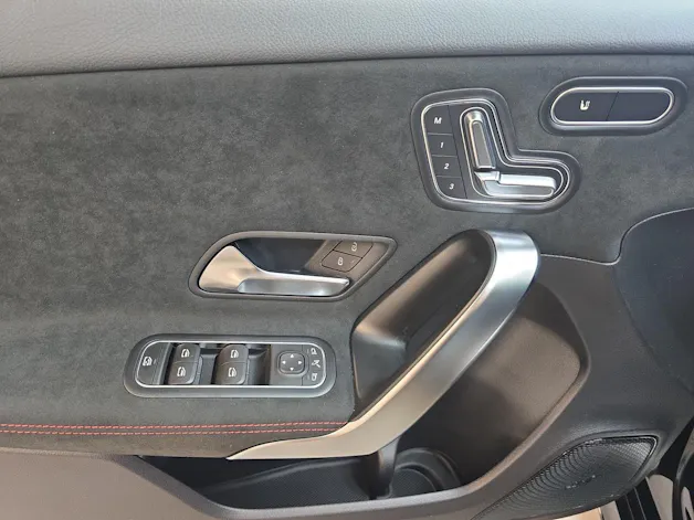 Mercedes-Benz A 200 AMG Line Night Star