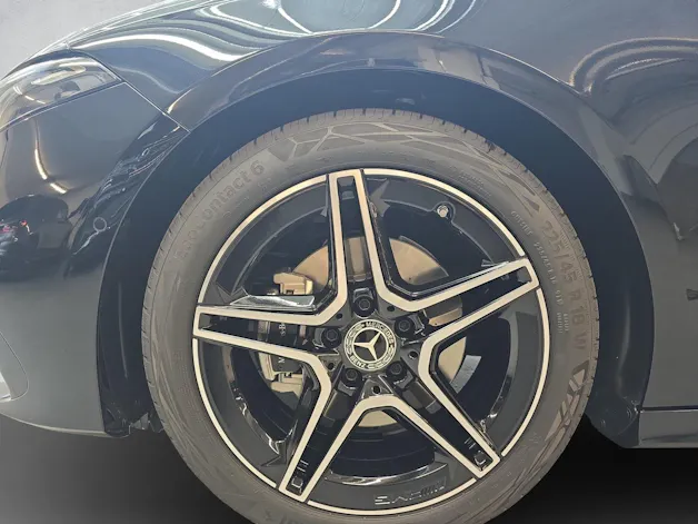Mercedes-Benz A 200 AMG Line Night Star