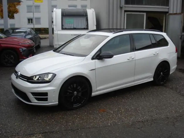 VW Golf VII Variant 2.0 TSI R DSG 4motion