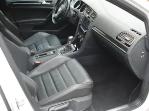 VW Golf VII Variant 2.0 TSI R DSG 4motion