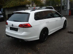 VW Golf VII Variant 2.0 TSI R DSG 4motion
