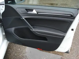 VW Golf VII Variant 2.0 TSI R DSG 4motion