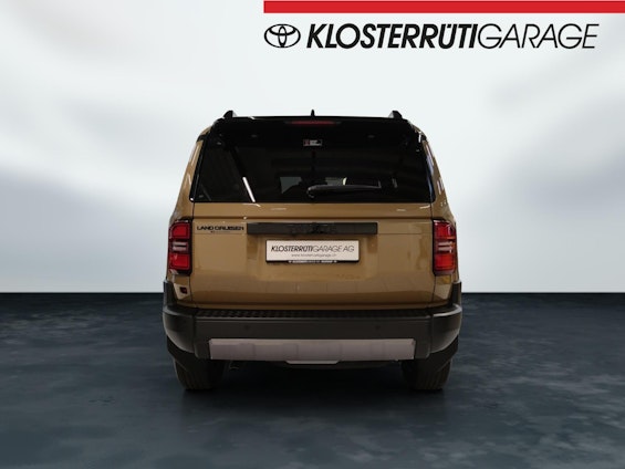 Vehicle image 7 Vehicle image 7