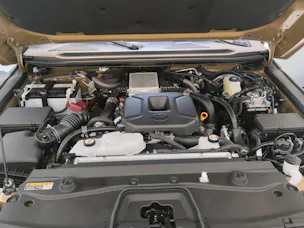 Toyota Land Cruiser 2.8 D 48V Invincible