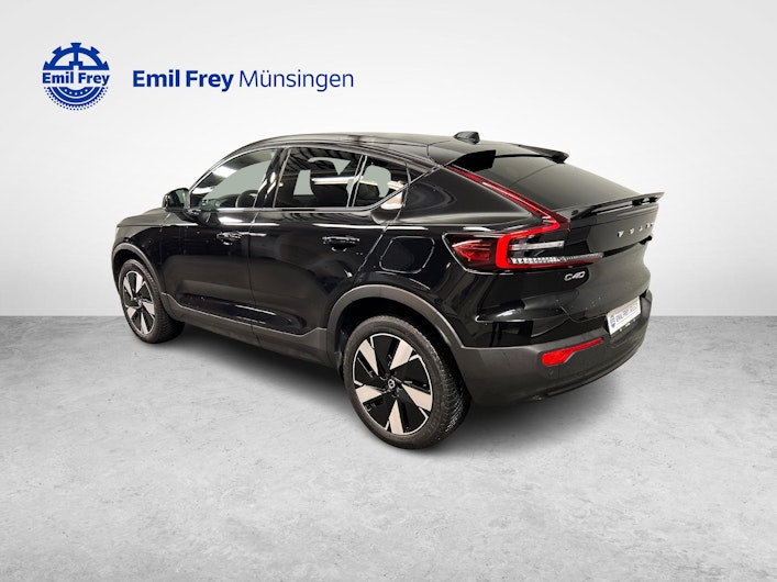 Vehicle image VOLVO C40