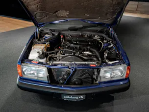 Mercedes-Benz E 190  2.3 Avantgarde Azzurro