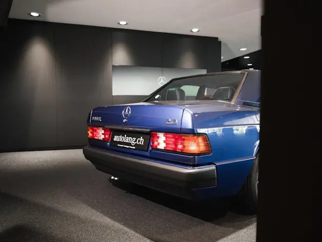 Mercedes-Benz E 190 2.3 Avantgarde Azzurro