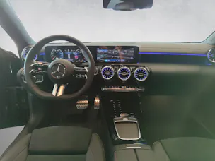 Mercedes-Benz CLA 200 AMG Line Shooting Brake
