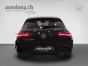 Mercedes-Benz CLA 200 AMG Line Shooting Brake