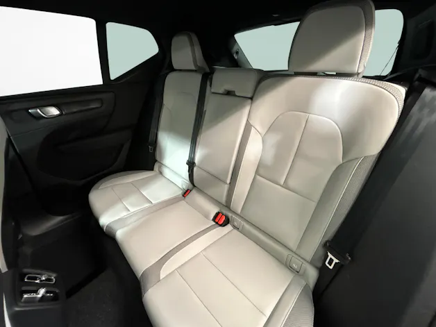 Volvo EX40 Twin Plus AWD