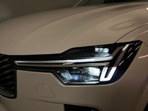 Vehicle image VOLVO XC90 2.0 B5 MH Plus Bright AWD