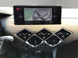 Vehicle image DS AUTOMOBILES 3 Crossback 1.2 PureTech 130 So Chic