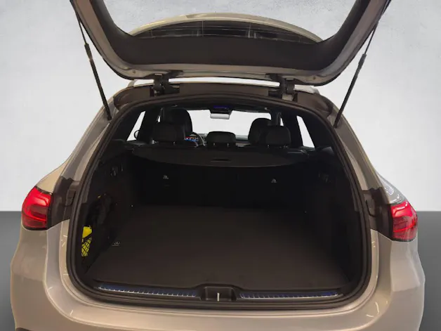 MERCEDES-BENZ GLC 220 d AMG Line 4Matic
