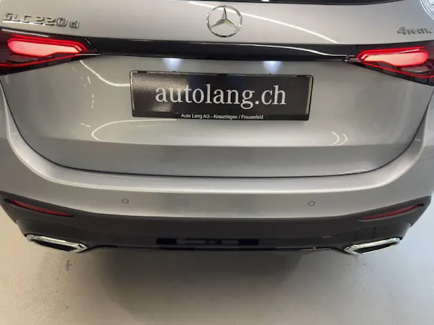 MERCEDES-BENZ GLC 220 d AMG Line 4Matic