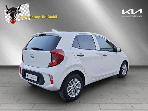 Vehicle image 5 Vehicle image 5