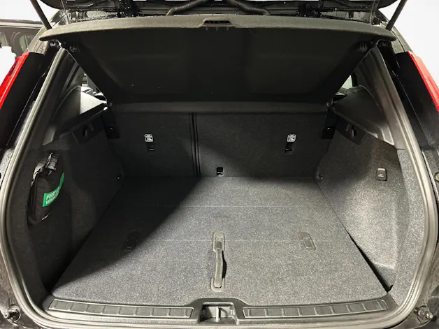 Volvo XC40 2.0 B3 MH Essential