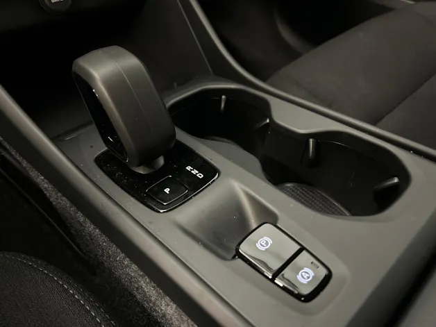 Volvo XC40 2.0 B3 MH Essential