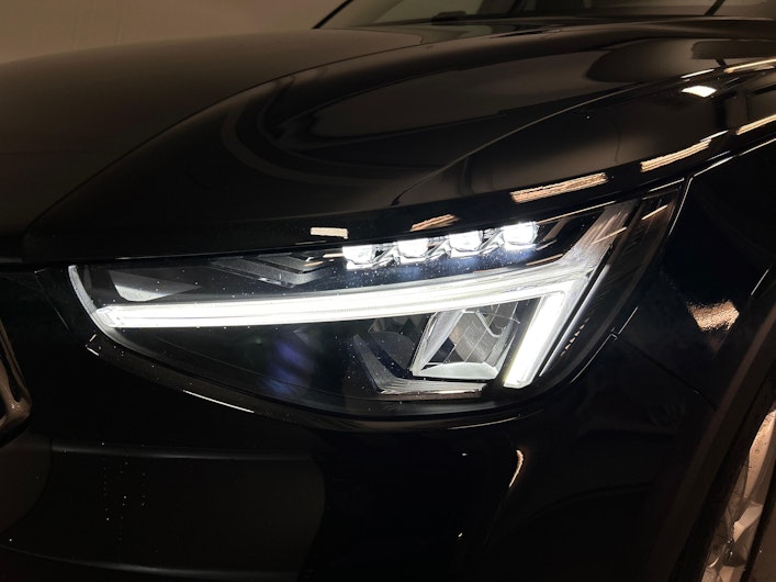 Vehicle image VOLVO XC40