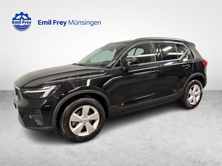 Vehicle image VOLVO XC40