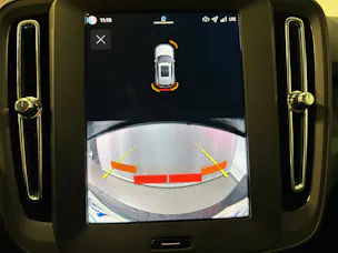 Volvo XC40 2.0 B3 MH Essential