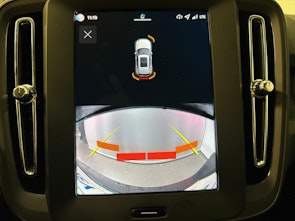 Vehicle image VOLVO XC40 2.0 B3 MH Essential