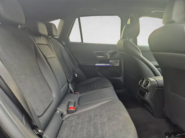 MERCEDES-BENZ GLC 200 AMG Line 4Matic