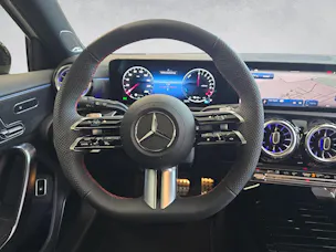 Mercedes-Benz A 250 e AMG Line EQ Star