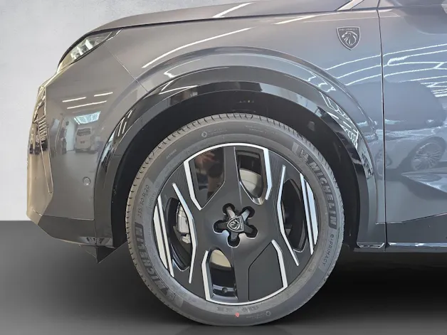 Peugeot 5008 e-Launch Edition