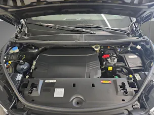 Peugeot 5008 e-Launch Edition